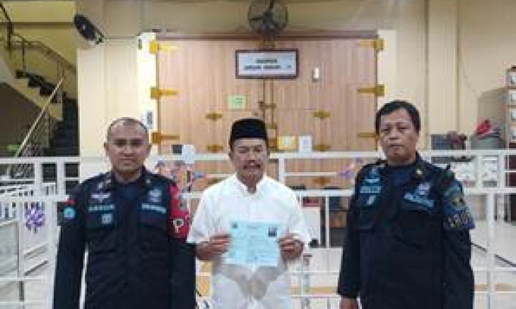 Warga Binaan Lapas I Surabaya Bebas Lewat Program Integrasi Cuti Menjelang Bebas dan Sudah Bayar Denda