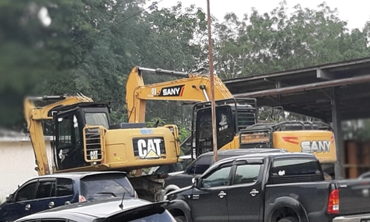 Pemilik Alat Berat PETI di Hulu Kuantan Jadi Buronan karena Kabur dari Kampung