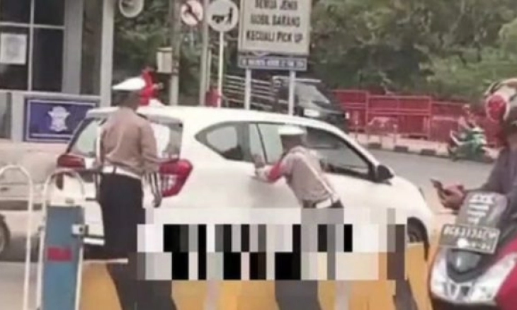 Diburu, Pengendara yang Nyaris Seret Polantas di Palembang