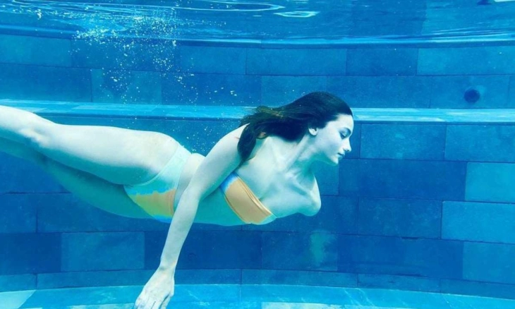 Yuk Intip Gaya Liburan Seksi Artis Bollywood di Maladewa