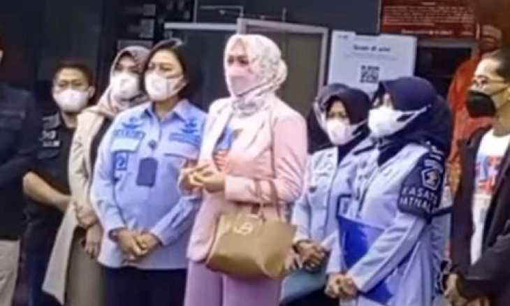 Bebas dari Penjara, Ini yang Membuat Angelina Sondakh Menangis