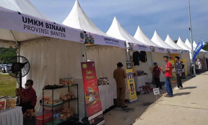Pelaku UMKM Meriahkan Peresmian Banten International Stadium