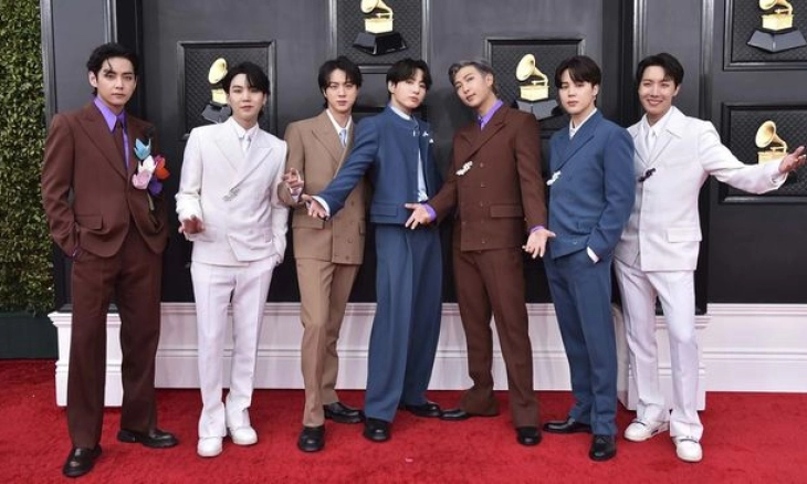 BTS Dapat Diizinkan Tampil di Luar Negeri Selama Wajib Militer