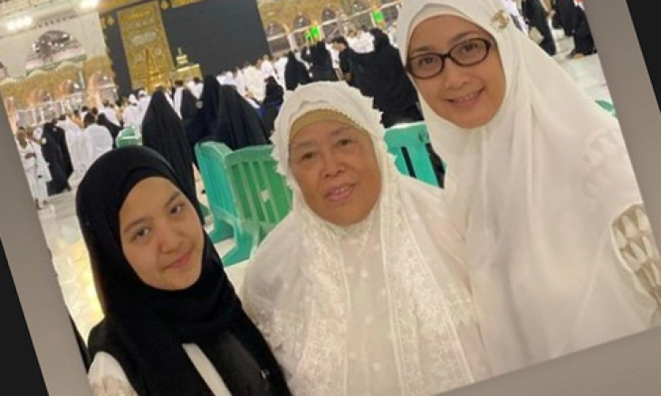 Ibunda Meninggal Dunial, Dessy Ratnasari: Tertutup Sudah Pintu Surgaku