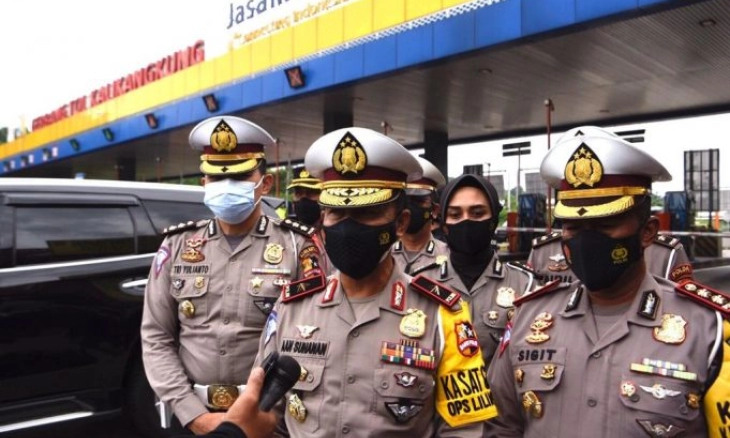 One Way Dimundurkan Mulai dari KM 70 Tol Cikampek Utama