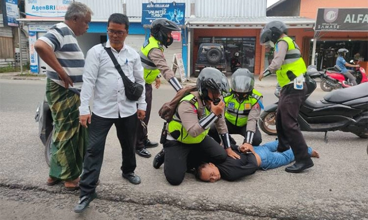 Gegara Helm, Pengedar Sabu Tertangkap