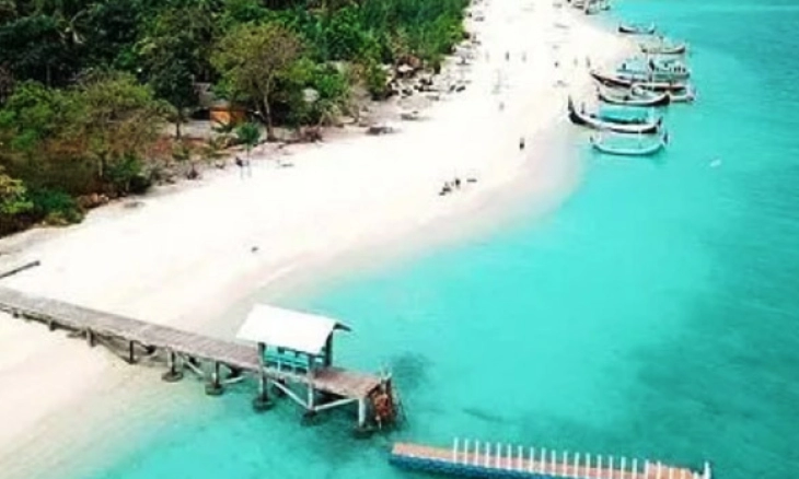 Wisata Bahari di Gili Labak, Nikmati Cantiknya Terumbu Karang