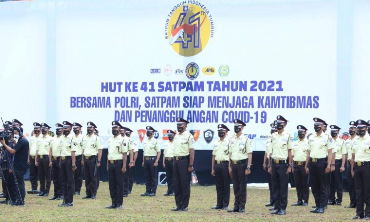 Alasan Seragam Baru Satpam Warna Krem