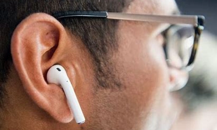 Inilah Efek Samping Sering Gunakan Headset Secara Berlebihan