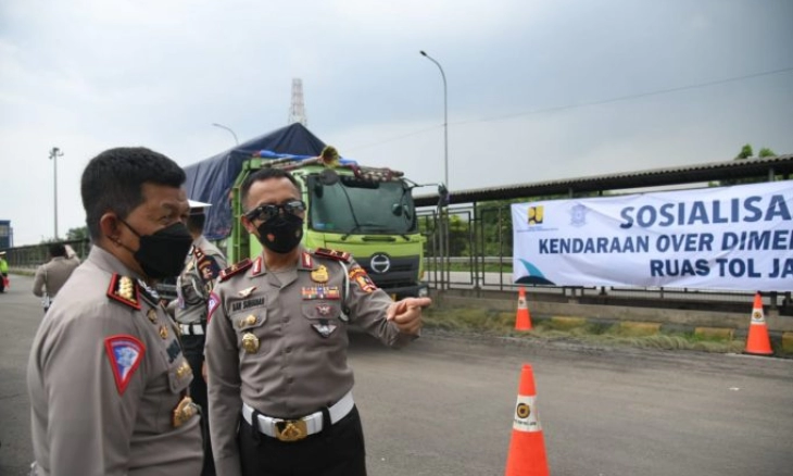 Kendaraan ODOL Kejahatan Lalu Lintas