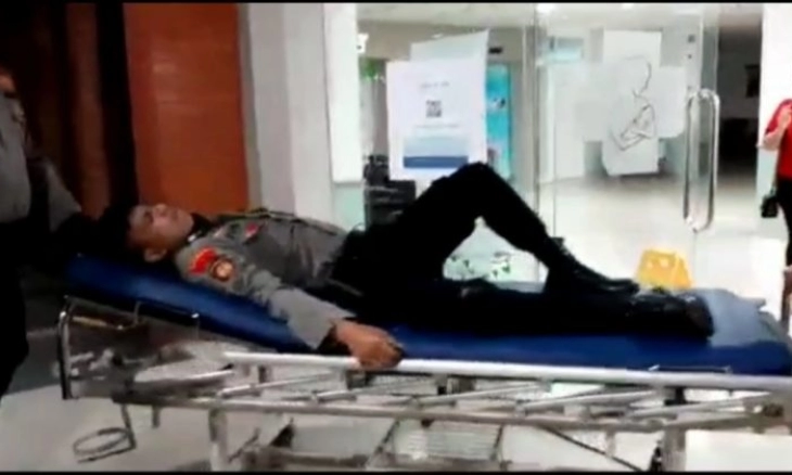 Kejar Pebalap Liar, Anggota Tim Patroli Polres Depok Ditabrak Hingga Patah Tulang