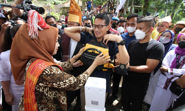 Menteri Sandi Targetkan 1,1 Juta Lapangan Pekerja dari Desa Wisata 