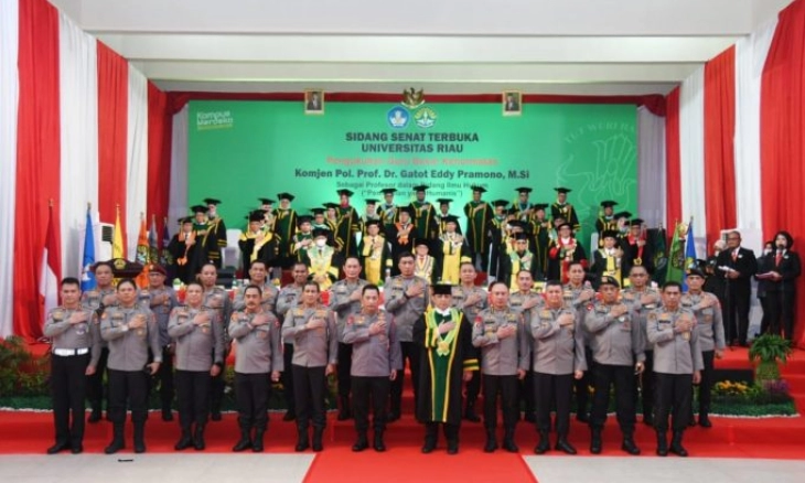 Pengukuhan Wakapolri Komjen Pol Gatot Eddy Pramono sebagai Guru Besar Kehormatan UNRI