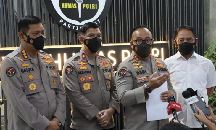 Tindakan Polri Soal Disiplin WAG Personel dari Dihukum Etik Hingga Pidana Jika Salah