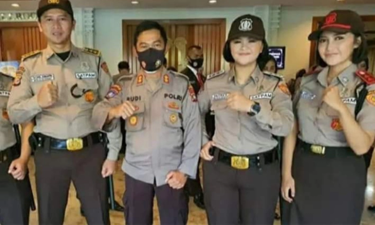 Polri Perkenalkan Seragam Baru Satpam saat HUT Satpam 31Januari