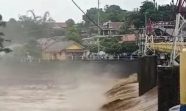Hari Ini Bendung Katulampa Bogor Siaga 3