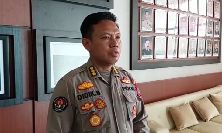 Tim Labfor Makassar Olah TKP Pemblokiran Jalan