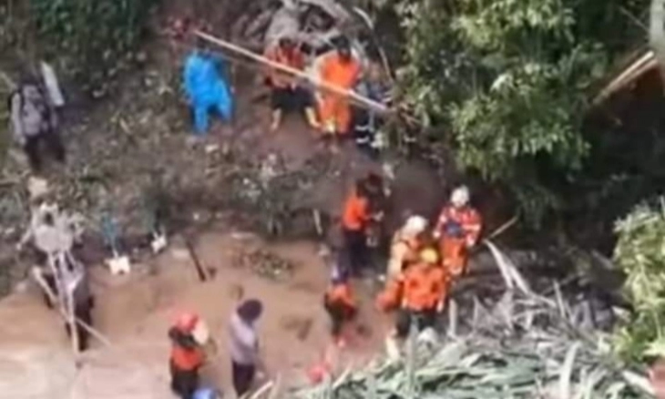 Satu Korban Hilang Kecelakaan Bus Pariwisata yang Terjun ke Jurang di Rajapolah Telah Ditemukan