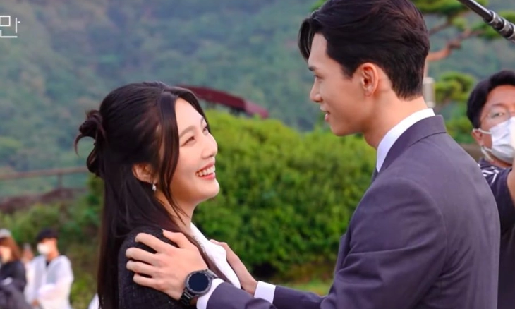 Pengakuan Cinta Joy Red Velvet dan Han Kyu Won di “The One And Only”