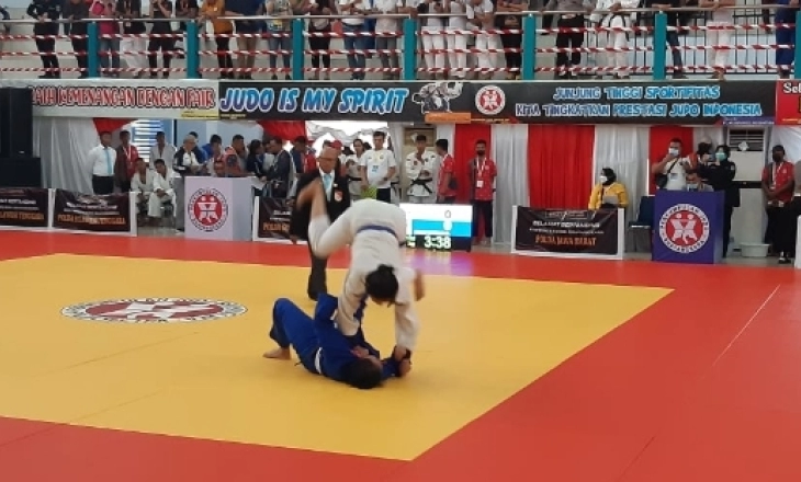Jaring Bibit Atlet Judo di Piala Kapolri 2022