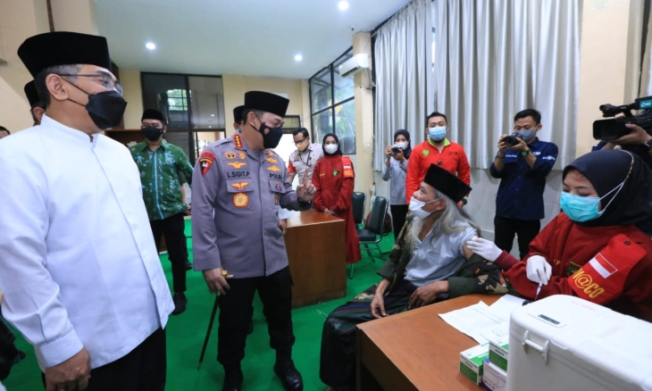 Kapolri: Capaian Vaksinasi Indonesia Tertinggi di Asia Tenggara, Keempat di Dunia