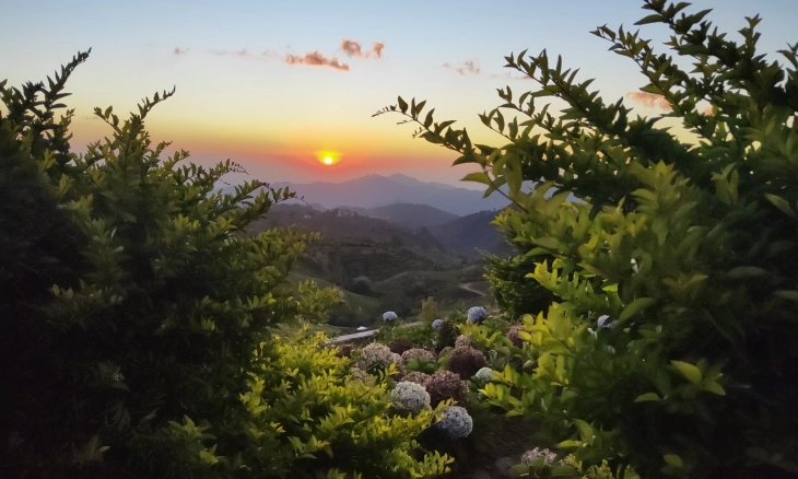 Ke Malino Highlands Serasa lagi syuting Goblin