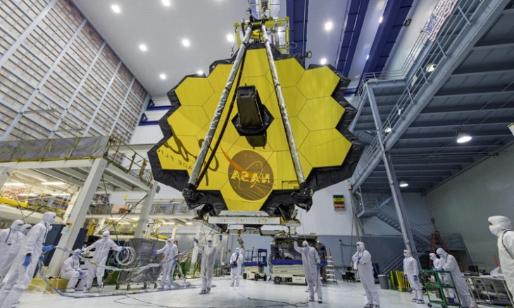 Teleskop Luar Angkasa James Webb NASA Capai Orbit Terakhir