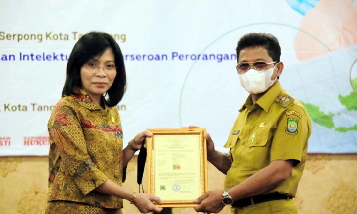 Kemenkumham Berikan Pemkot Tangerang Penghargaan