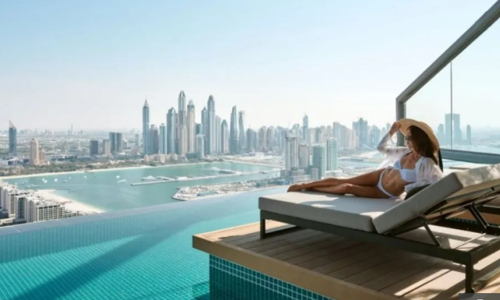 Destinasi Wisata Aura Skypool Dubai, Kolam Renang Tertinggi di Dunia