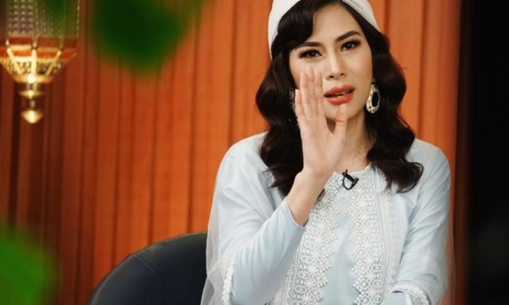 Jelang 40 Tahun, Anya Dwinov: Belum Kepikir Nikah, Masih Betah Melajang