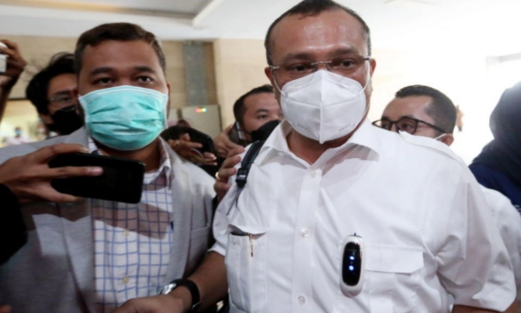 Berkas Dinyatakan Lengkap,Tersangka Ferdinand Hutahaean Diserahkan ke Kejari Jakpus