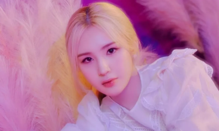 Lee Jaehee Weekly  Positif Terpapar Covid-19