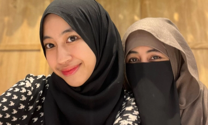 Umi Pipik Bantah Putrinya Adiba Dilamar Pemain Sepak Bola