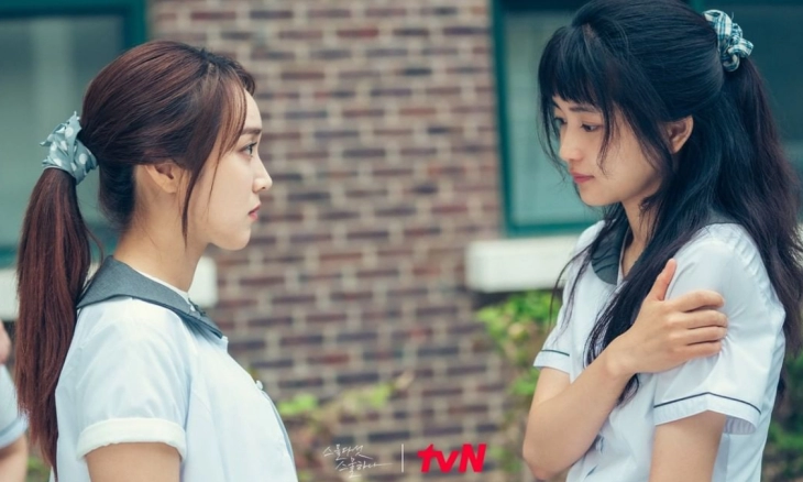 Kim Tae Ri Hadapi Pengganggu Sekolah Dalam Twenty-Five Twenty-One