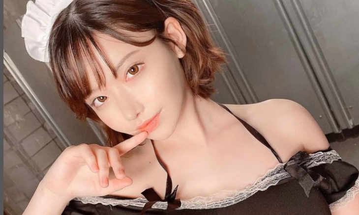 Bintang Film Porno Asal Jepang Eimi Fukada Pamer Cincin, Warganet: Apa Dia Menikah? 
