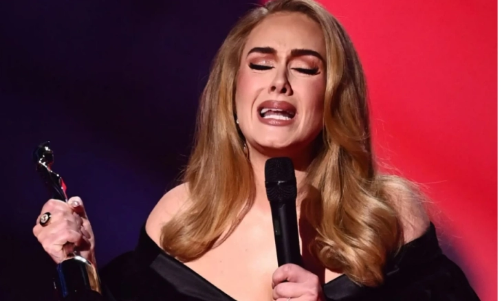 Terima Brit Award, Adele: Kemenangan Ini untuk Angelo dan Mantan Suami Simon Konecki
