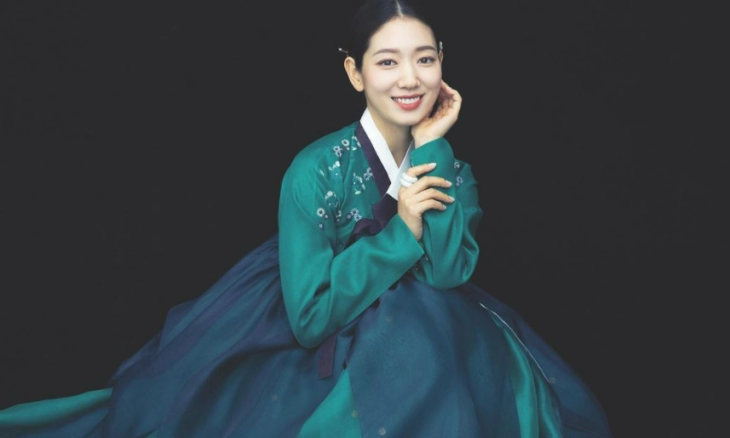Park Shin Hye Diteror Warganet Gegara Hanbok Dianggap Curi Budaya China