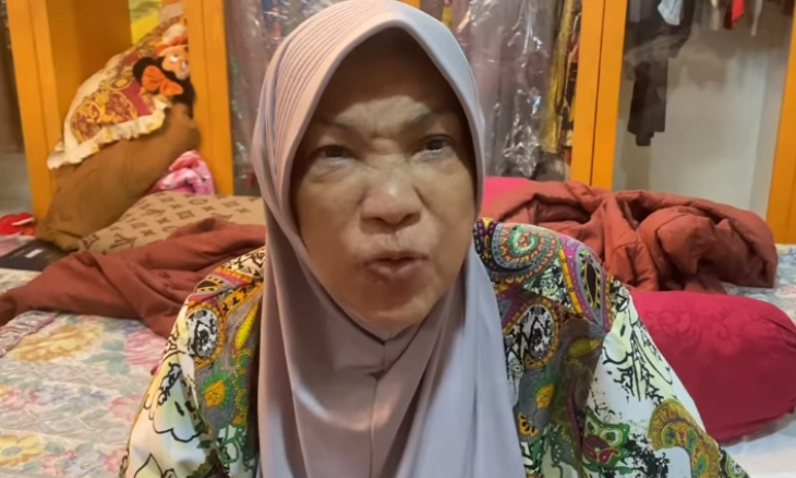 Anak Angkat Dorce Gamalama, Fatimah:  Mama Dimakamkan Sebagai Laki-Laki