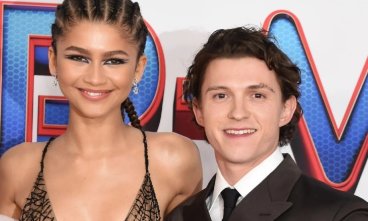 Aktris Zendaya Terjatuh Saat Liburan di Italia Tanpa Kekasihnya Tom Holland