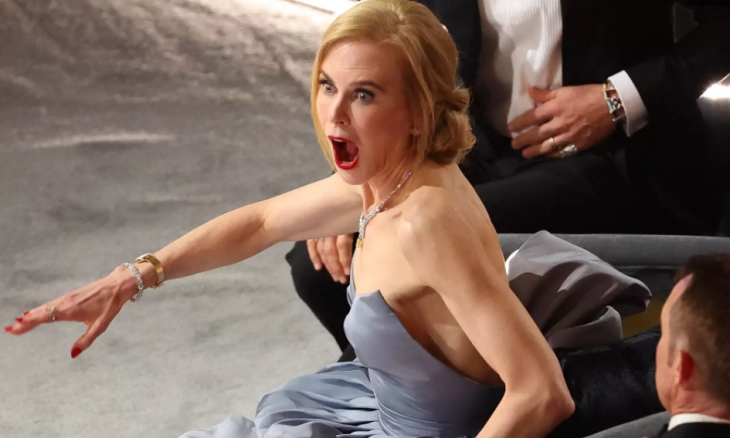 Foto Kaget Nicole Kidman Viral Diambil Sebelum Will Smith Tinju Chris Rock di Oscar 2022