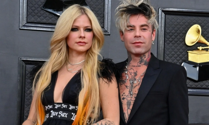 Setelah Dua Kali Bercerai, Avril Lavigne Umumkan akan Bertunangan dengan Rocker Mod Sun