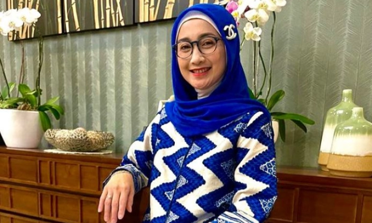 Desy Ratnasari Cari Calon Suami Kriterinya Harus Kaya dan Dapat Persetujuan Anaknya