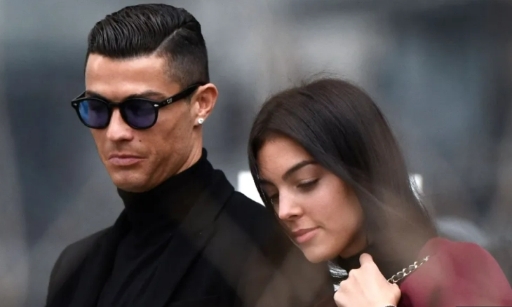 Bintang MU Cristiano Ronaldo, Berduka Putranya yang Baru Lahir Meninggal Dunia