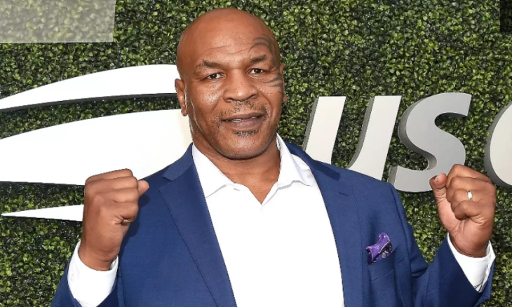 Mike Tyson Tinju Penumpang dan Lempar Botol Air ke Wajah Penumpang JetBlue 