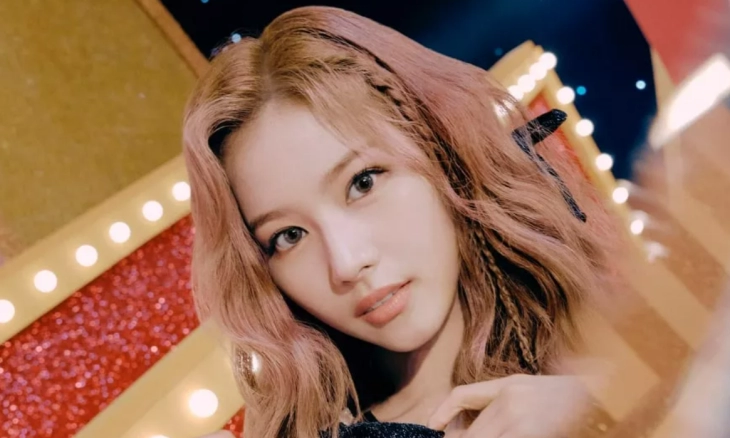 Sana TWICE Positif Covid -19 Usai Konser Tokyo Dome, di Jepang 