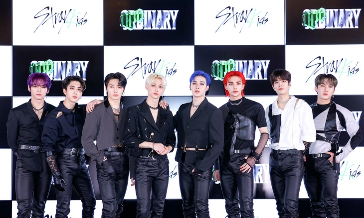 Stray Kids Bertahan di Billboard 200 untuk Minggu Kelima