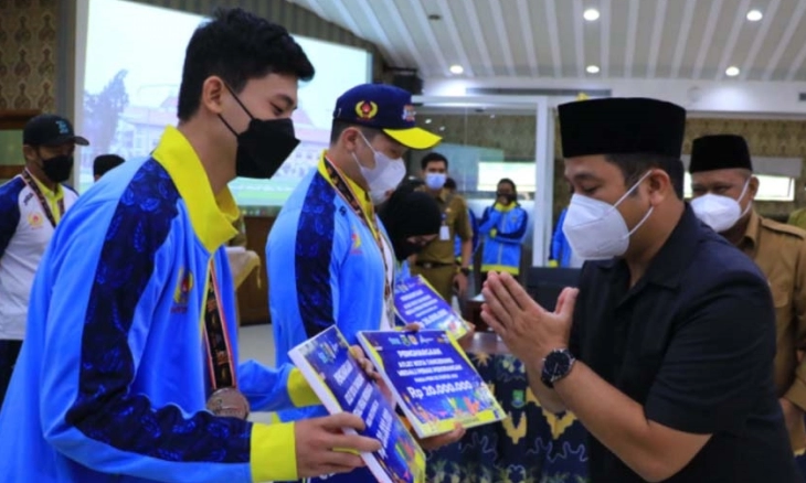 Pemkot Tangerang Berikan Penghargaan Kepada 8 Atlet Berprestasi