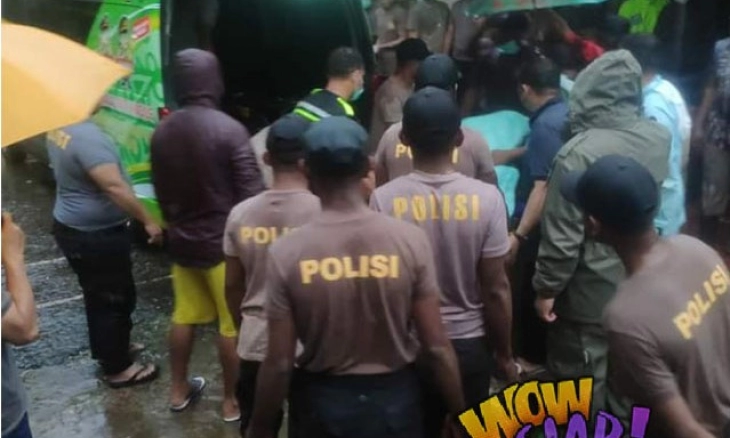 Parade Foto Banjir dan Longsor di Papua