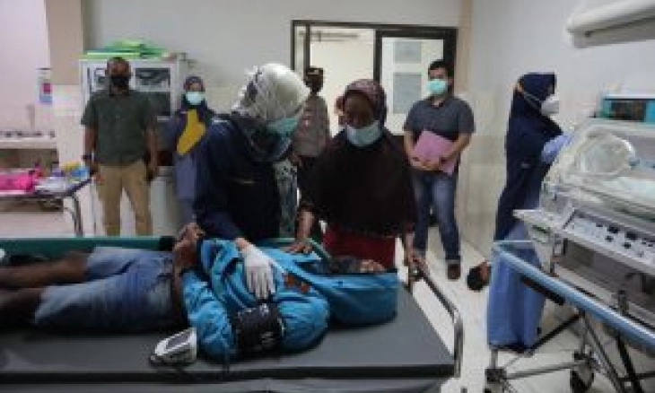 Seorang Lelaki Masuk Polres Lumajang, Berteriak Sambil Memegang Pisau