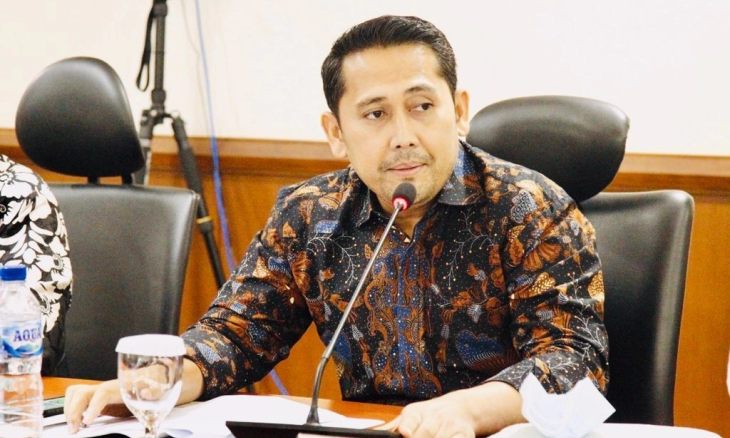 Dasar Hukum Pelaksanaan Karantina Dipertanyakan